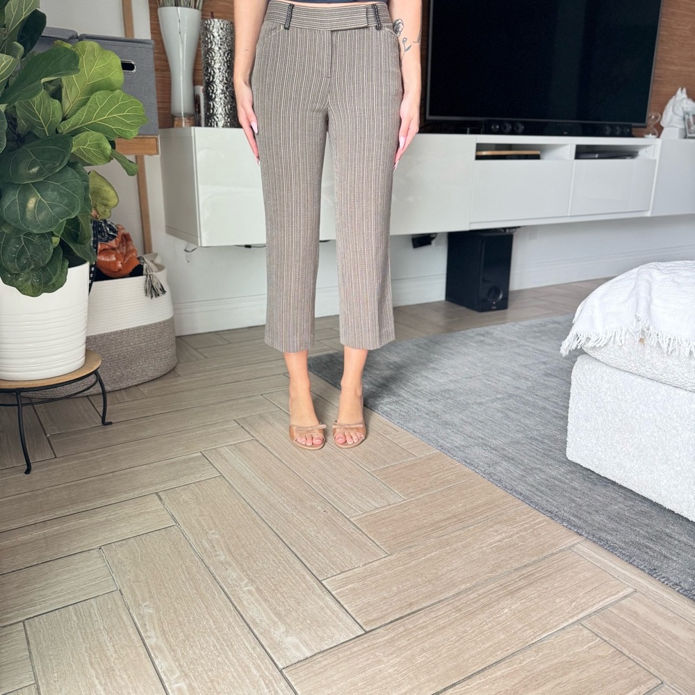Tailored Cropped Pinstriped Pants | Size 2 | Classic Work-to-Weekend Style